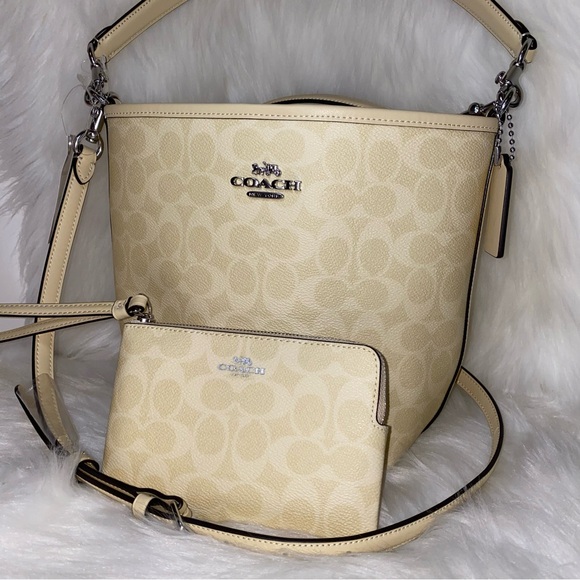 Coach 💛🤍💛 purse and wristlet set New signature butter yellow color - Picture 1 of 16